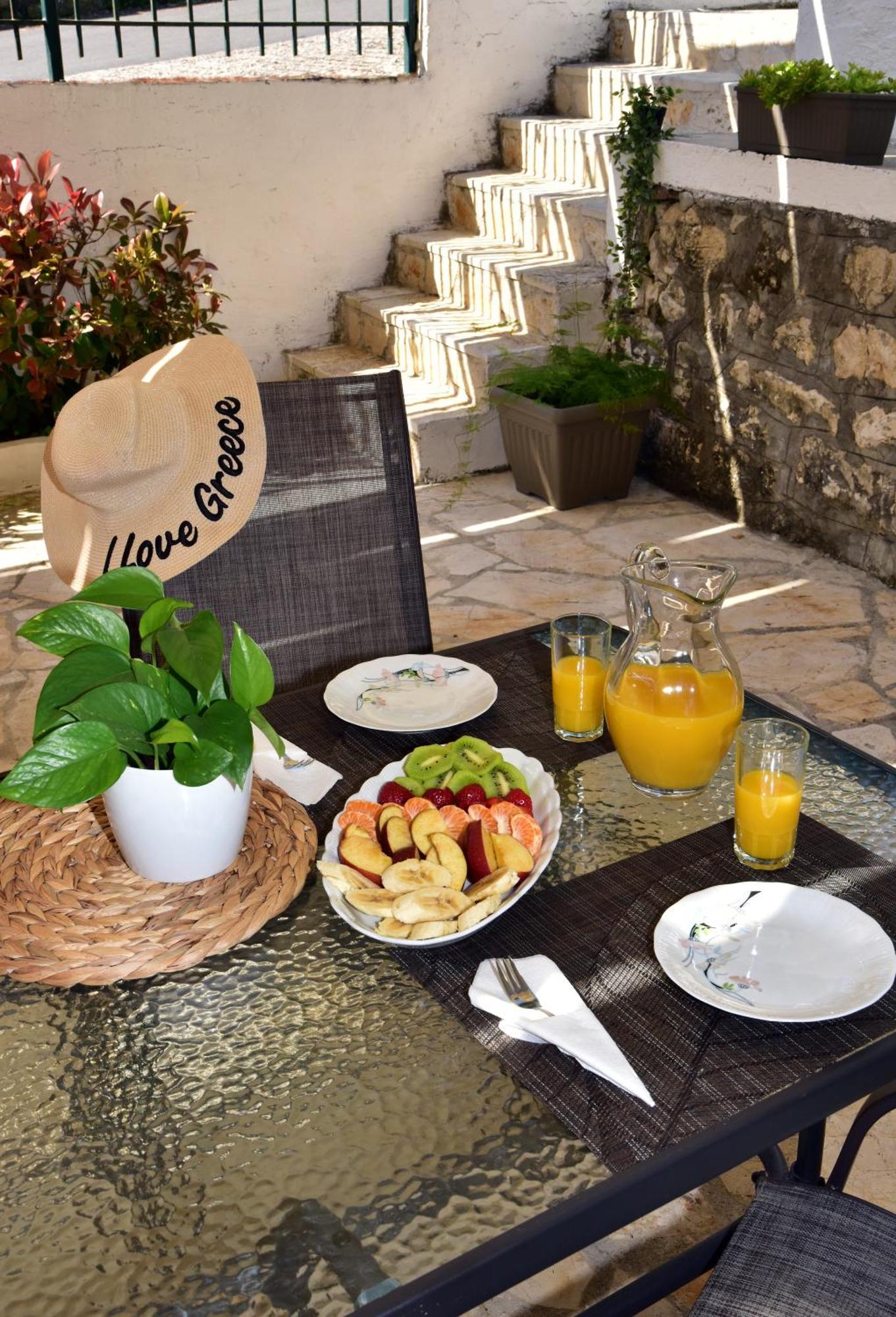 Karmela'S Cottage By Corfuescapes Agios Ioannis Peristeron  Exterior photo